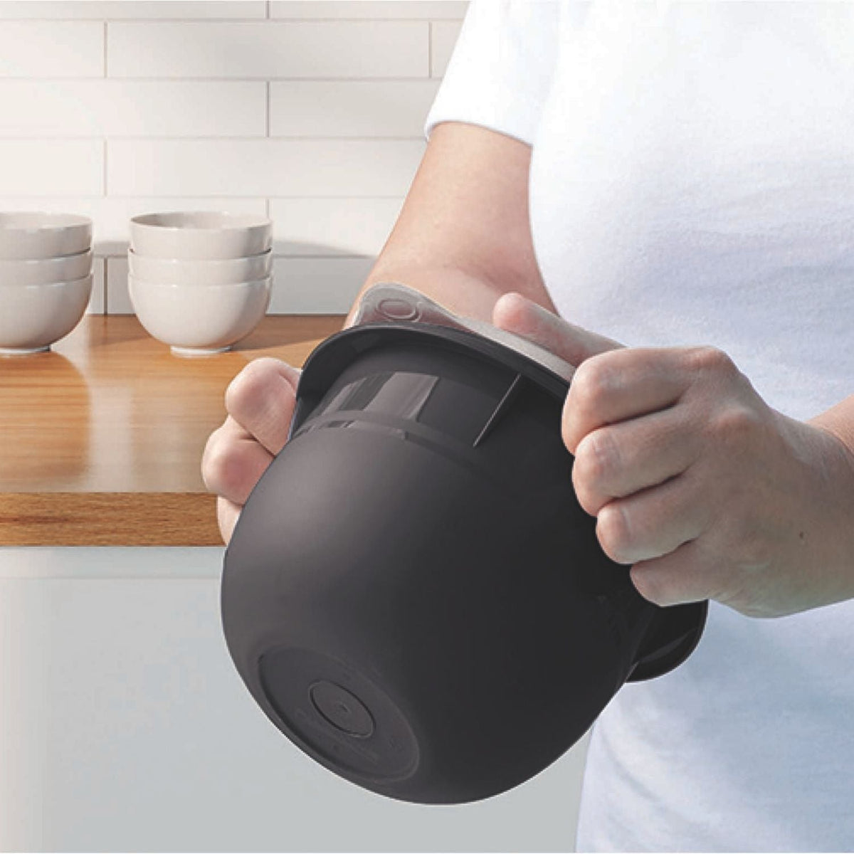 Tigela Bowl Batedeira Tupperware 1L Preto